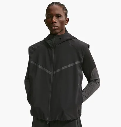 Жилетка мужская Nike Dri-Fit Woven Windrunner Black HV0982-010