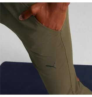 Штаны мужские Puma Studio Ultramove Training Joggers Olive 522113-62