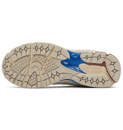 Кроссовки мужские New Balance 2002R Beige/Light Blue M2002RBZ