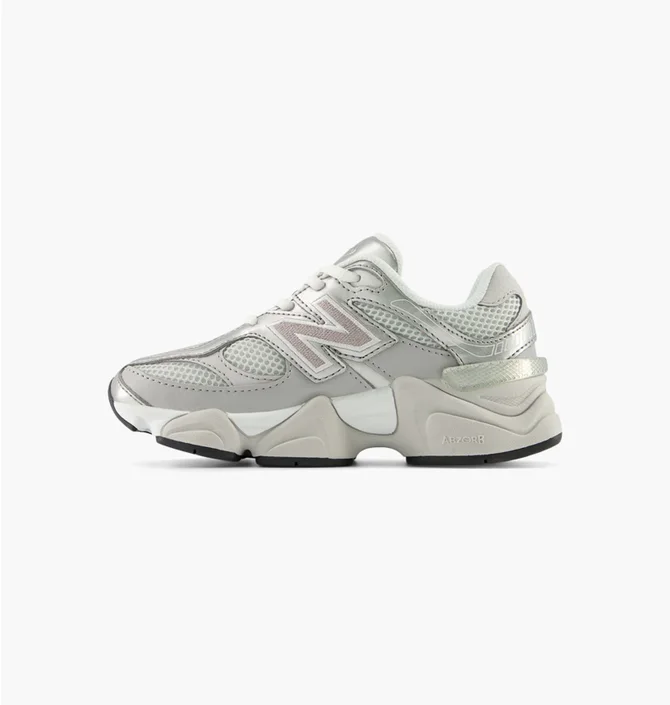 Кросівки дитячі New Balance 9060 Metallic P90609XP