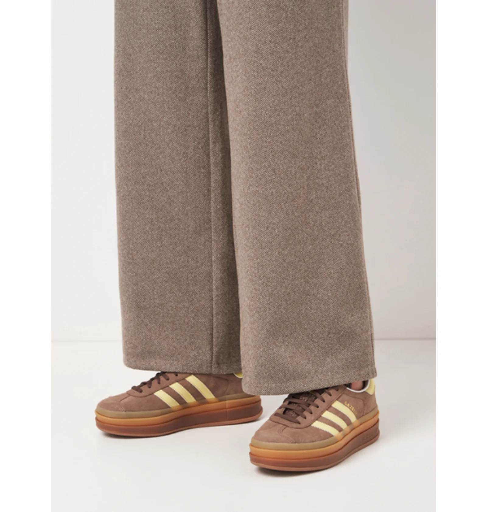 ᐉ Кросівки жіночі Adidas Gazelle Bold W Brown JI2697 - придбати в
