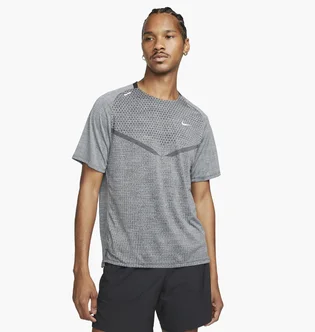 Футболка мужская Nike Dri-Fit Adv Techknit Ultra Grey Dm4753-010