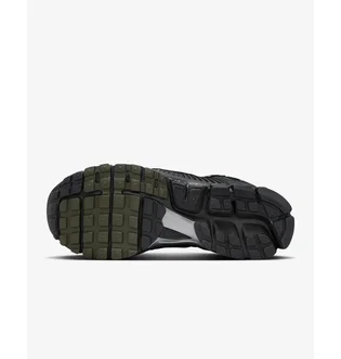 Кроссовки мужские Nike Zoom Vomero 5 Black/Green HV2527-001