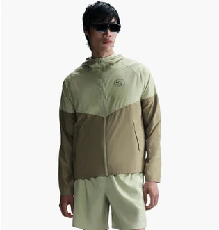Ветровка мужская Nike Sw Air Run Olive HM0187-276