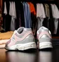 Кроссовки унисекс New Balance 2002R Pink M2002RFC