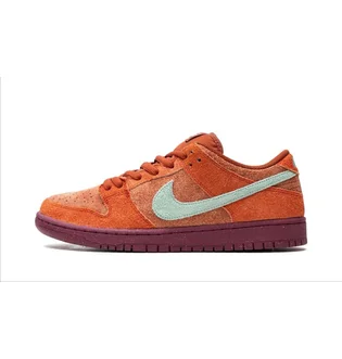 Кроссовки унисекс Nike Sb Dunk Low Pro Prm Red DV5429-601