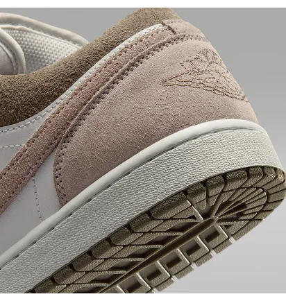 Кроссовки мужские Air Jordan 1 Low Olive/White 553558-046