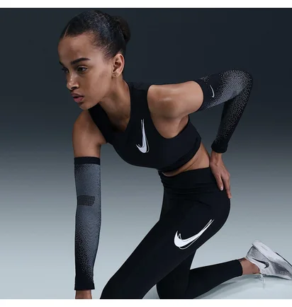 Лосины женские Nike Fast Dri-Fit Mr 7/8 Tgt Sw Black HV8555-010