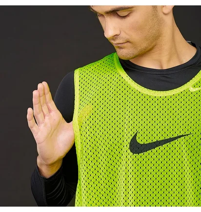Манішка унісекс Nike Training Bib Green 910936-702