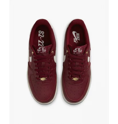 Кросівки жіночі Nike Air Force 1 07 Premium Red Dz5616-600