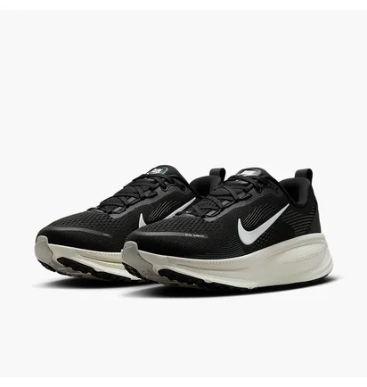 Кросівки жіночі Nike Vomero 18 Black HM6804-005