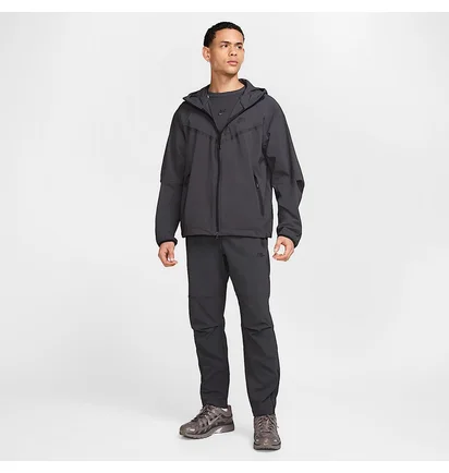 Штани чоловічі Nike Tech Woven Open‑Hem Black IB6663-060