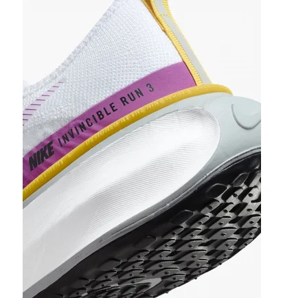 Кросівки жіночі Nike Invincible 3 White DR2660-101