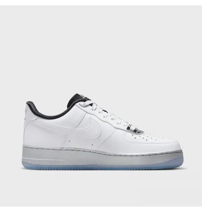 Кроссовки женские Nike Air Force 1 07 Se White DX6764-100