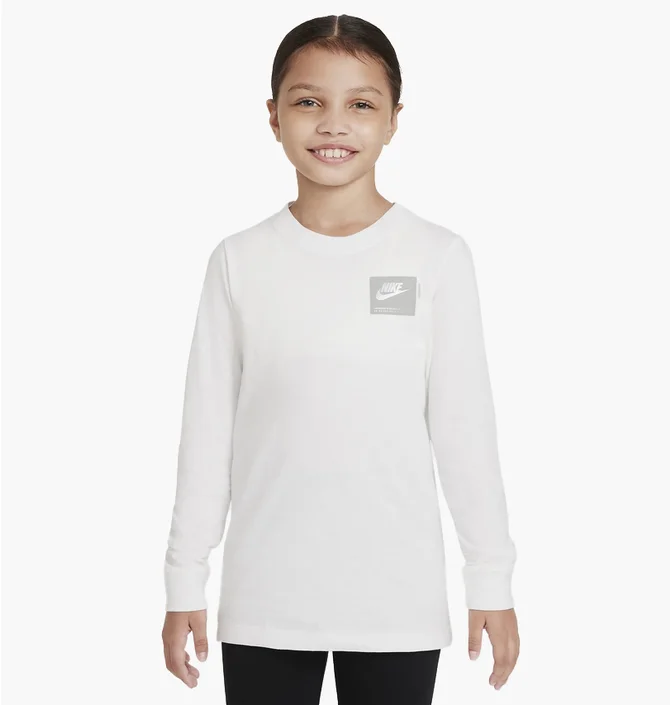 Лонгслів дитячий Nike Big Kids Long-Sleeve T-Shirt White Dm3456-100