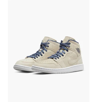Кросівки жіночі Air Jordan Womens Shoes Beige DM9126-104