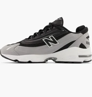 Кросівки чоловічі New Balance 1000 Grey/Black M1000A