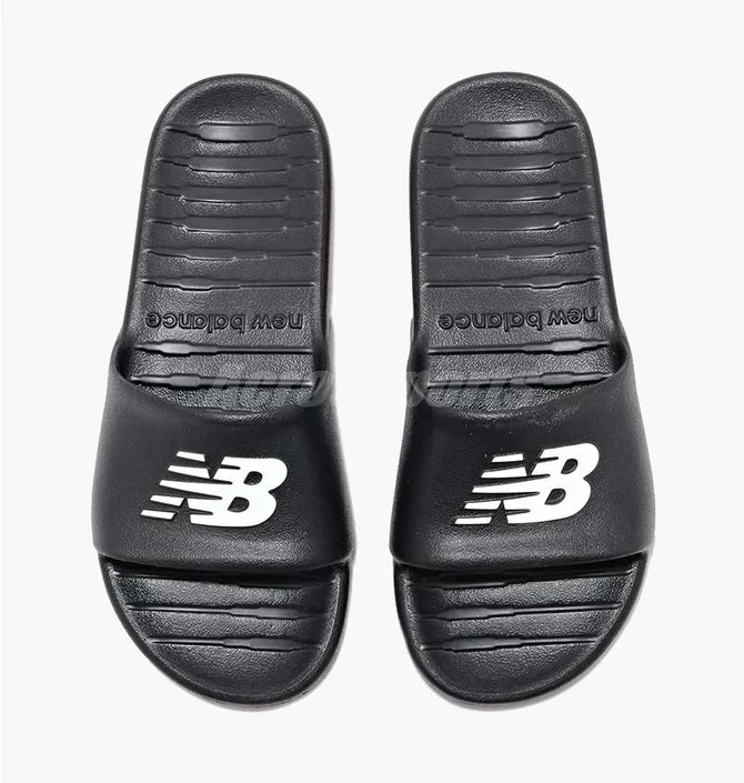 Тапочки мужские New Balance 100 Black SUF100BK