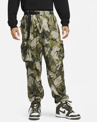 Штаны мужские Nike Sportswear Tech Pack Camo/Green Dv4470-351