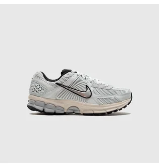 Кросівки жіночі Nike Wmns Zoom Vomero 5 White FN6742-002