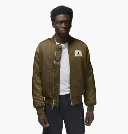 Куртка мужская Air Jordan Statement Essentials Olive DQ7344-385