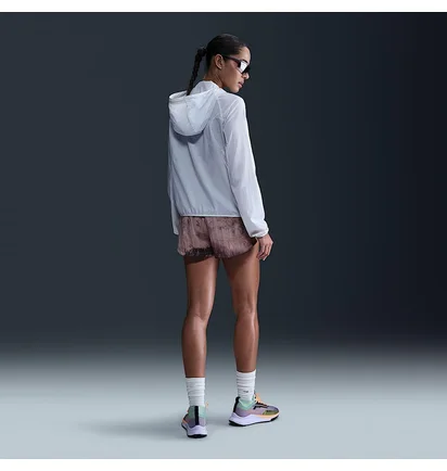 Ветровка женская Nike Trail Repel Jacket Women White HJ2250-030