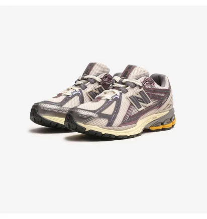 Кросівки чоловічі New Balance 1906R Licorice Beige M1906RRA