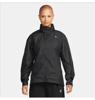 Куртка женская Nike Fast Repel Black FB7451-010