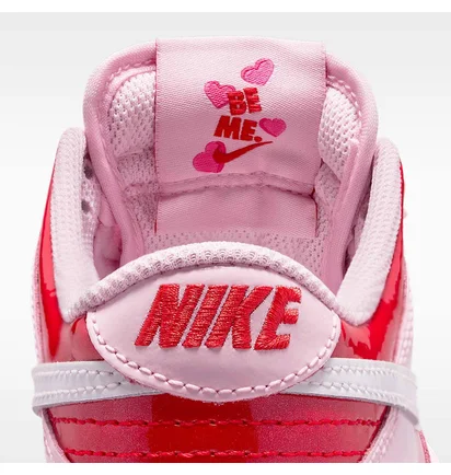 Кросівки дитячі Nike Dunk Low Big Kids Shoes Pink IQ0218-663