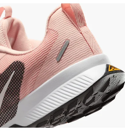 Кроссовки женские Nike Juniper Trail 3 Peach FQ0902-600