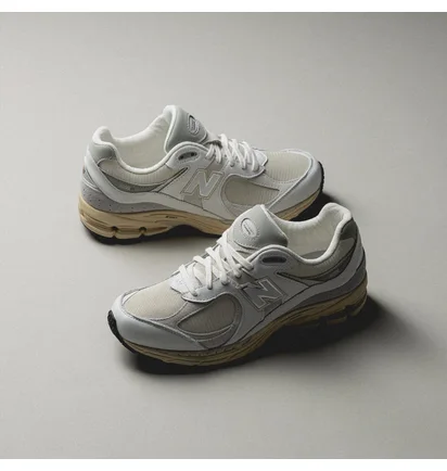 Кроссовки мужские New Balance M2002Ria White/Beige M2002RIA