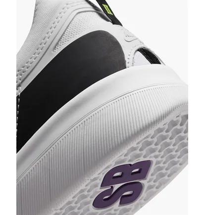 Кроссовки унисекс Nike Skate Shoes White/Black BV2078-009