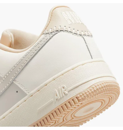 Кроссовки женские Nike Air Force 1 Low Beige HV1813-001