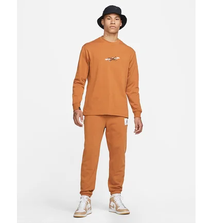 Лонгслив мужской Air Jordan Mens 85 Long-Sleeve T-Shirt Orange DH8962-241