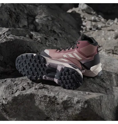 Ботинки женские Adidas Terrex Eastrail 2 Mid R.Rd Peach JP5115