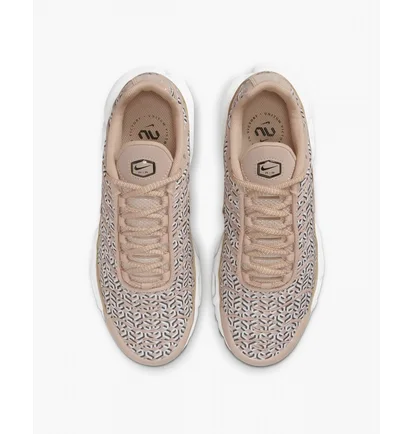 Кросівки жіночі Nike Air Max Plus Brown FB2557-200