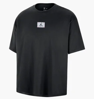 Футболка жіноча Nike Chi W Cts Stmt Jdn Gf Tee Black HV6847-010