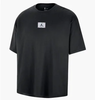 Футболка жіноча Nike Chi W Cts Stmt Jdn Gf Tee Black HV6847-010