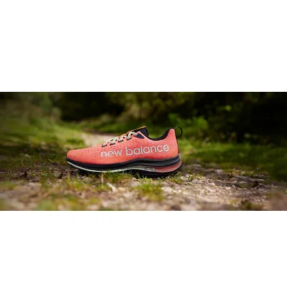 Кроссовки мужские New Balance Fuelcell Supercomp Trail Orange MTTRXLD