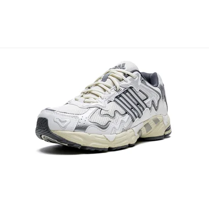 Кроссовки мужские Adidas Response Cl White GY0102