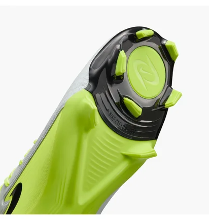 Бутсы мужские Nike Phantom Luna 2 Academy Fg/Mg Metallic/Green FD6725-003