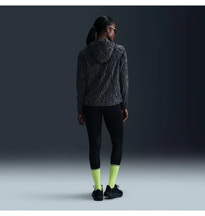 Ветровка женская Nike Swift Dri-Fit Black IB5844-010