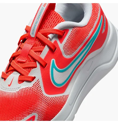 Кросівки дитячі Nike Cosmic Runner Red/White HM4402-600