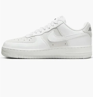 Кросівки жіночі Nike Air Force 1 07 Lx White DZ2708-102
