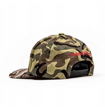 Кепка унисекс Mitchell & Ness Nba Toronto Raptors Woodland Desert Stretch Snapback Camo/Green 6HSSMM19494-TRACMWD
