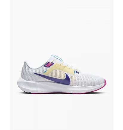 Кросівки чоловічі Nike Pegasus 40 White DV3853-105