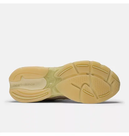 Кроссовки унисекс New Balance 2010 Beige U2010GD