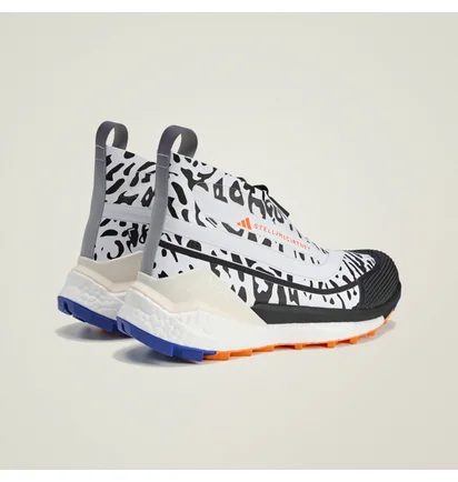 Ботинки унисекс Adidas By Stella Mccartney X Terrex Free Hiker Gore-Tex Shoes White/Black IF1791