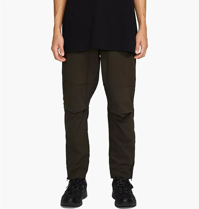 Штаны мужские Nike Tech Green HM8241-355
