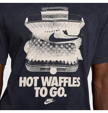 Футболка мужская Nike Sportswear T-Shirt Black HV9803-010